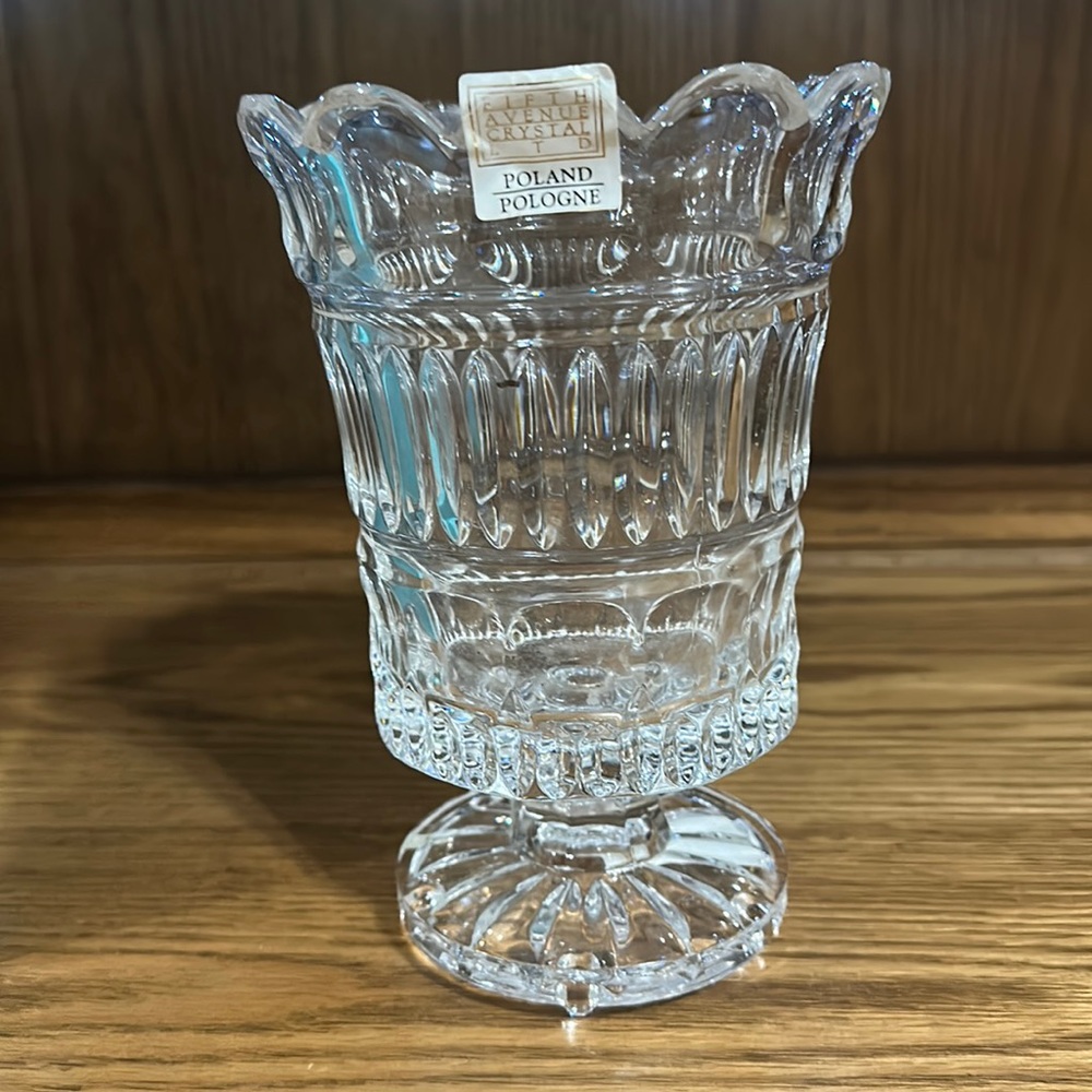 Fifth Avenue Crystal Hurricane Candle Holder/Vase “Bracelet” 7.5 NWT Centerpiece
